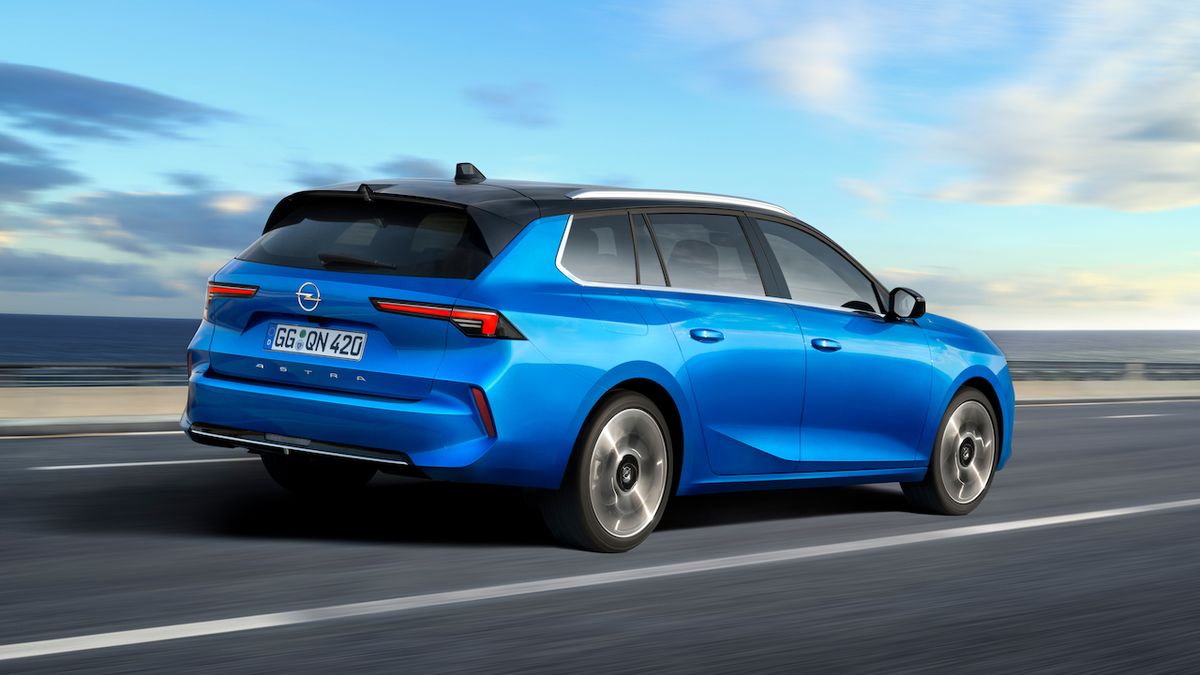Opel Astra nové generace přijíždí v karoserii kombi
